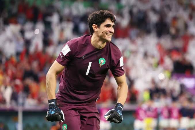 the Saudi Hilal chooses Yassin Bounou as a new goalkeeper to join them